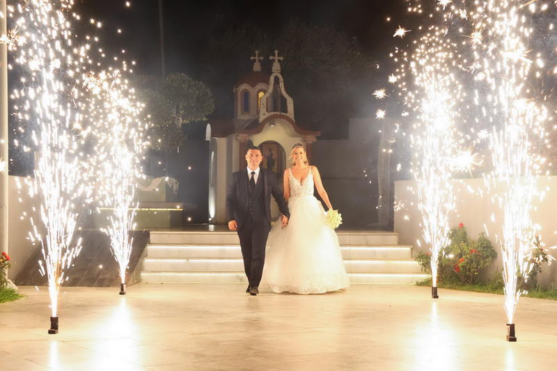 Φωτογραφείο Αγία Παρασκευή - Φωτογραφία ζευγαριού με φίλους.